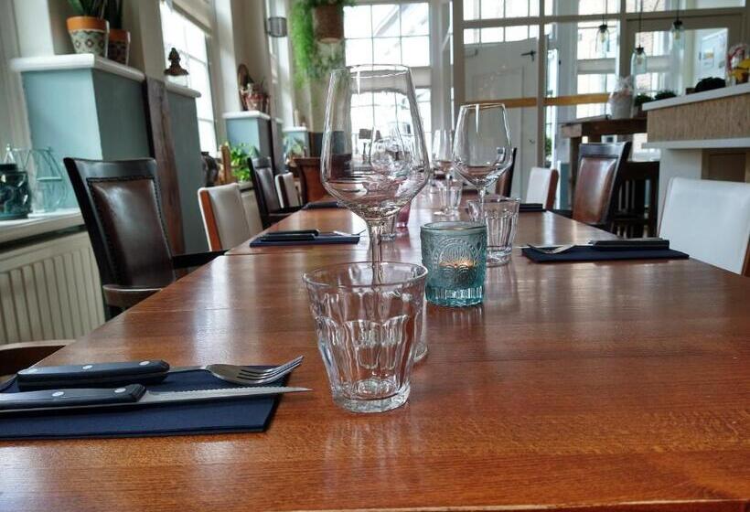 ホテル Bed & Brasserie Het Kosthuys