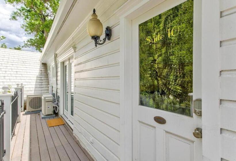 فندق Suite 10 Historic Art City Inn