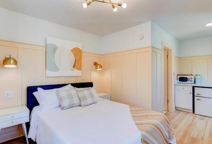 فندق Suite 10 Historic Art City Inn