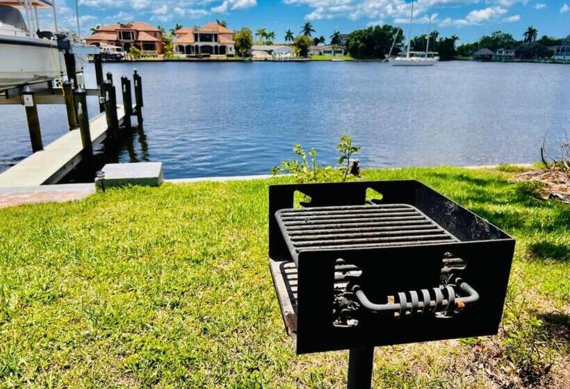 بنسيون Cheerful Home With Two Bedrooms