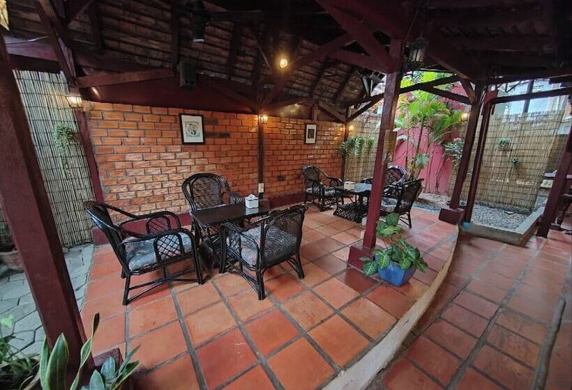 Пансион Soben Cafe Guesthouse & Restaurant