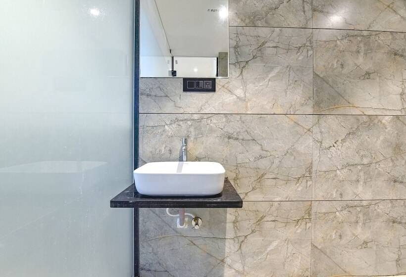 Отель Gold Palace Inn