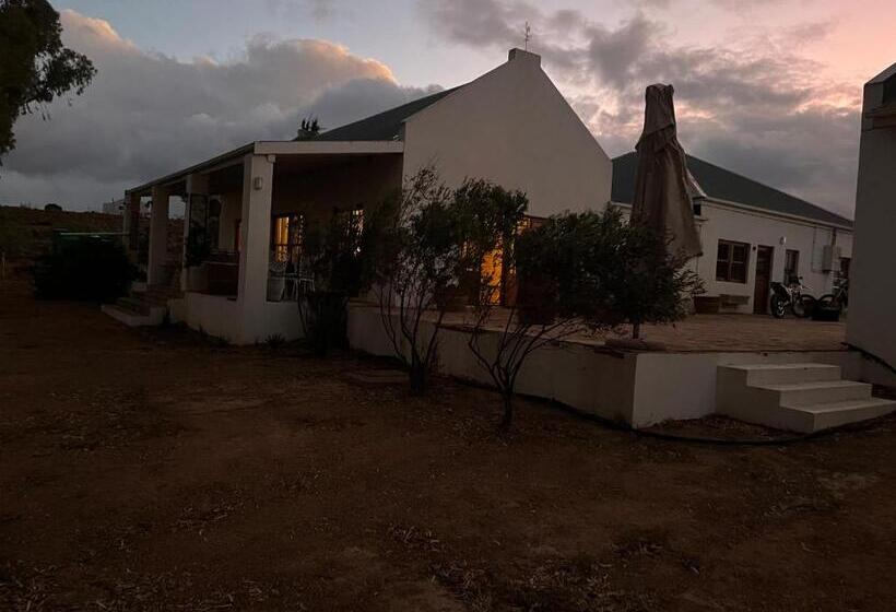 בית מלון כפרי Alchemy Retreat   Entire Karoo Guest Farm   Barrydale