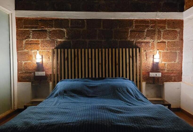 The Dandelion   Colonels Jungle Resort