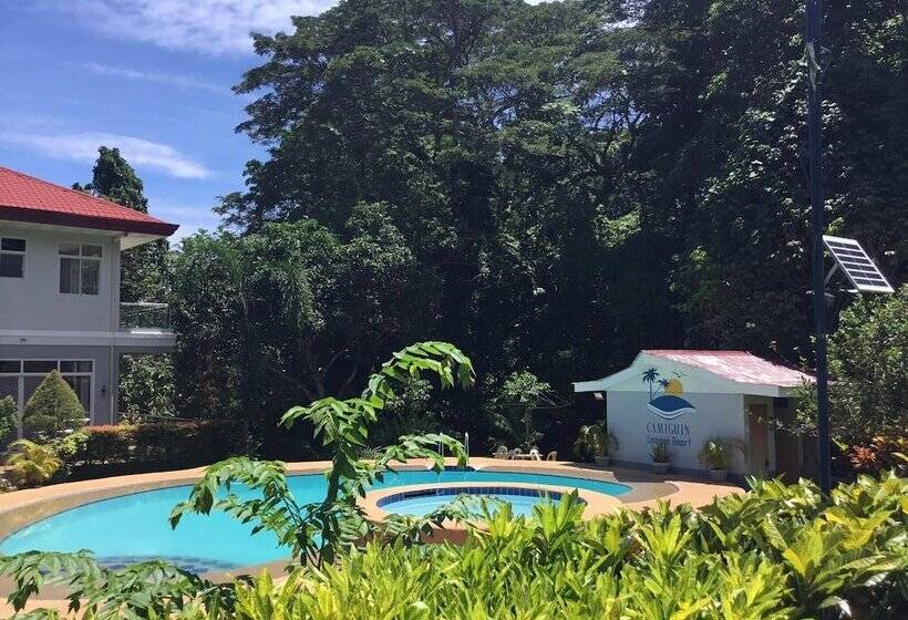 فندق صغير Camiguin Lanzones Resort