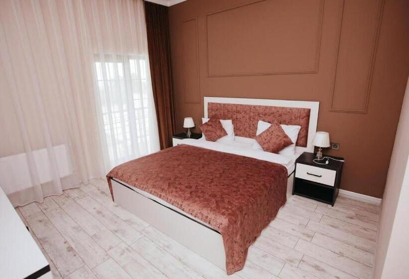 בית מלון כפרי Castle Resort Spa