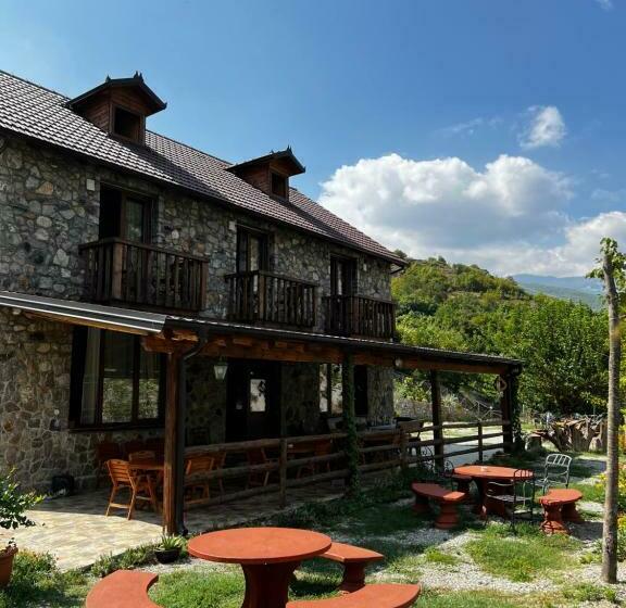 هتل Guest House Aprripe Guri