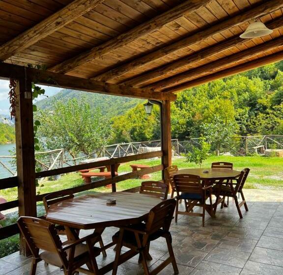 هتل Guest House Aprripe Guri