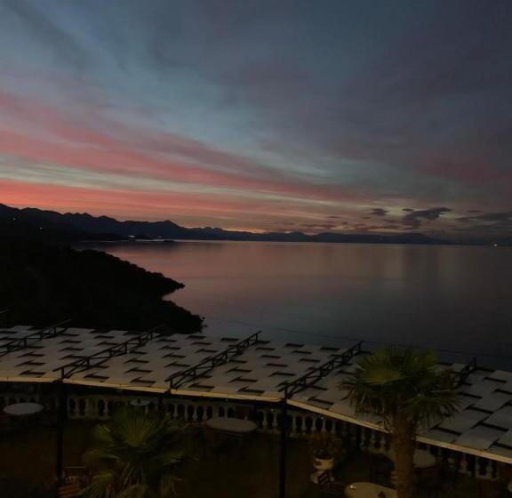 هتل Il Tramonto