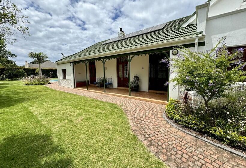 ペンション Whistlewood Guesthouse Walmer, Port Eizabeth