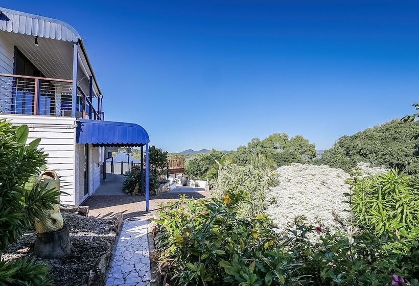 1770 Sovereign Lodge Retreat