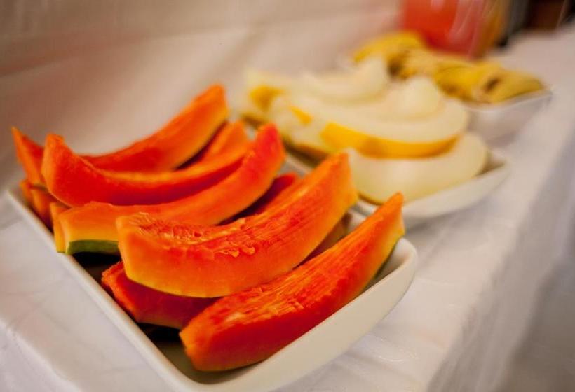 Общежитие Clh Suites Curitiba