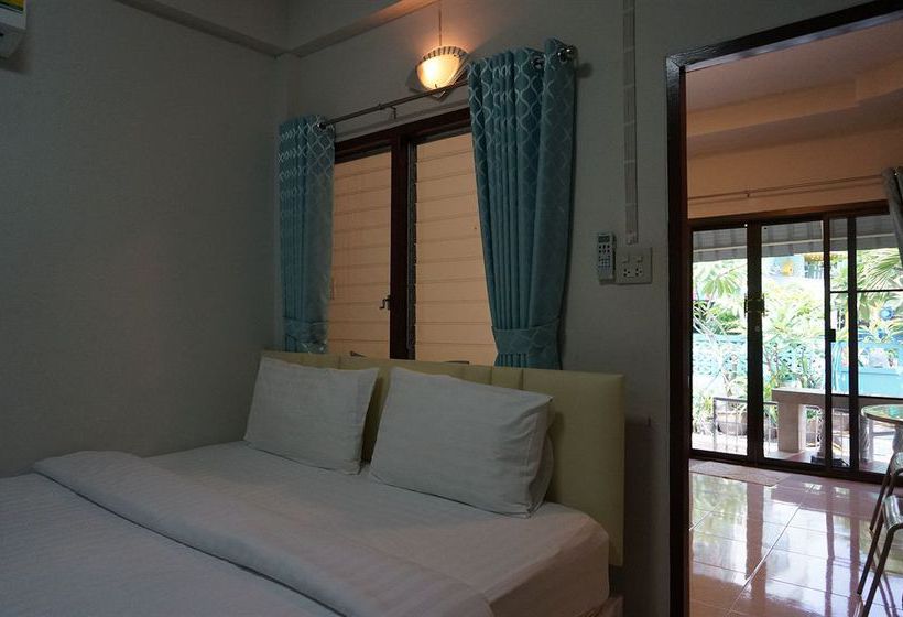 هتل Baan Taweesuk Guest House