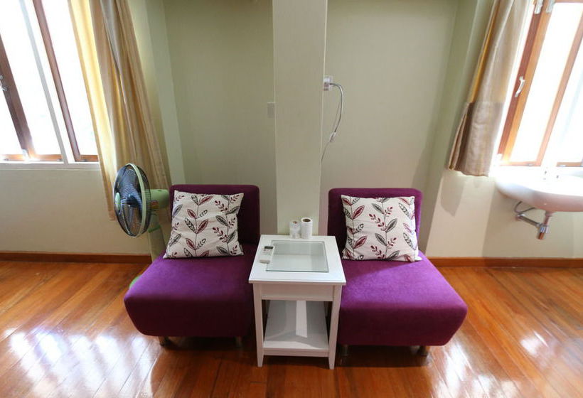 בית מלון כפרי Chanchala Café & Hostel