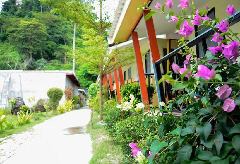 هتل Chongkhao Resort  Phi Phi Island