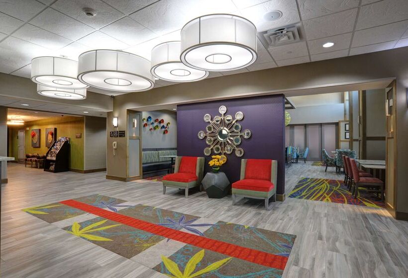 هتل Hampton Inn & Suites Ardmore