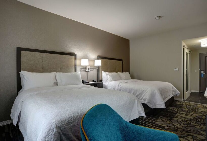 هتل Hampton Inn & Suites Ardmore