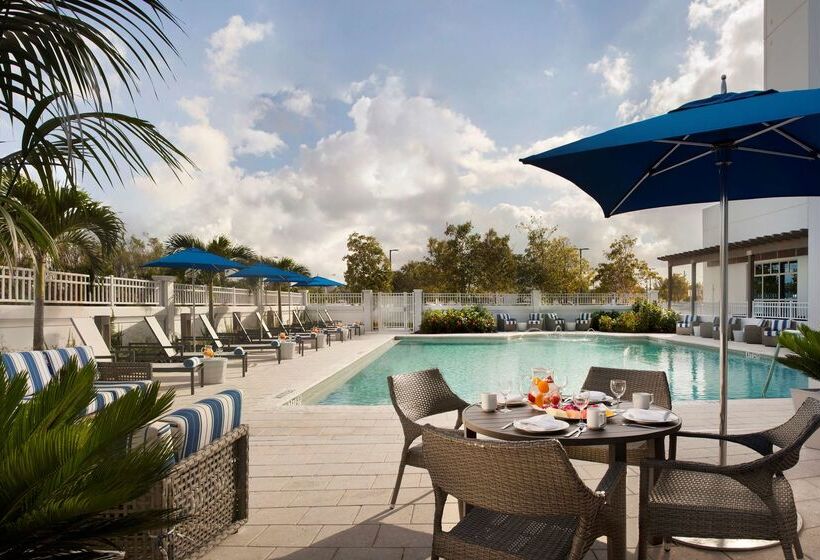 בית מלון כפרי Homewood Suites By Hilton Miami Dolphin Mall