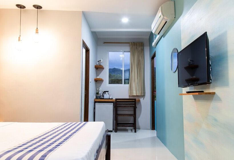 هتل Kamala Beach Residence Sha Extra Plus