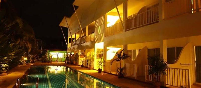 هتل Phuket Airport Sonwa Resort