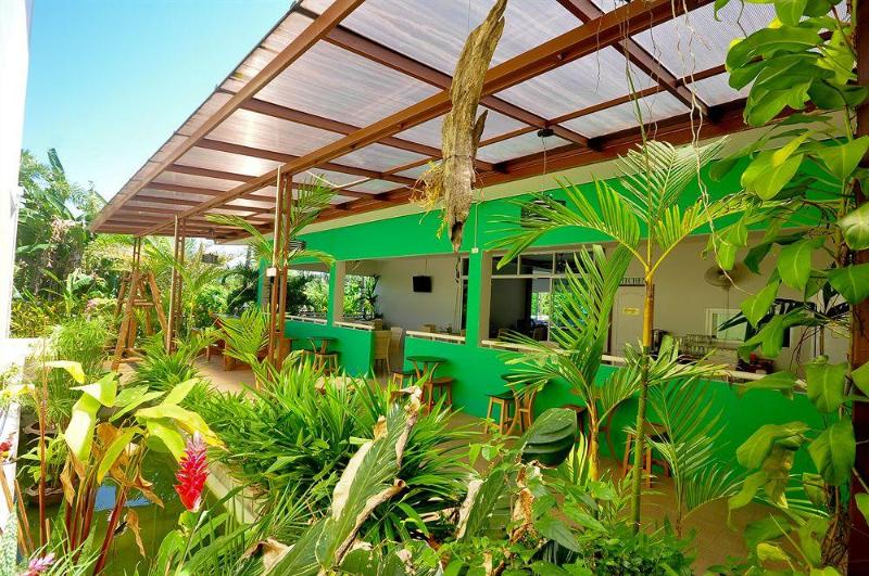 هتل Phuket Airport Sonwa Resort