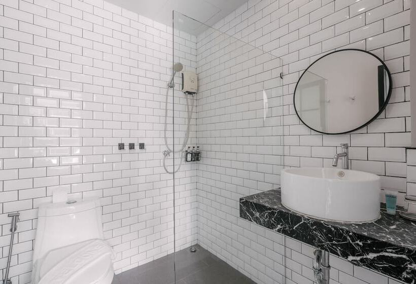 هتل Sugar Ohana Poshtel