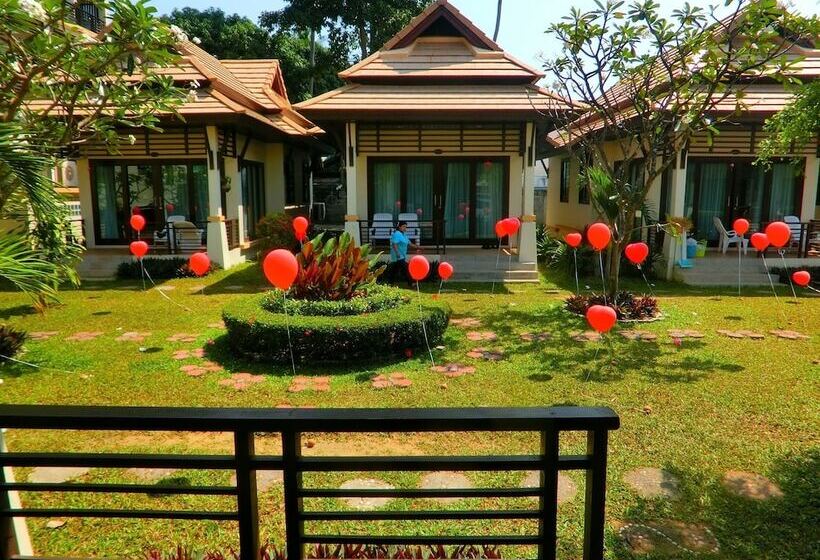 Poolsawat Villa   Sha Plus