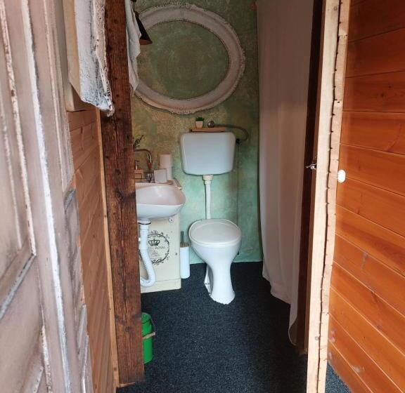 تختخواب و صبحانه Cottage Spa Ada