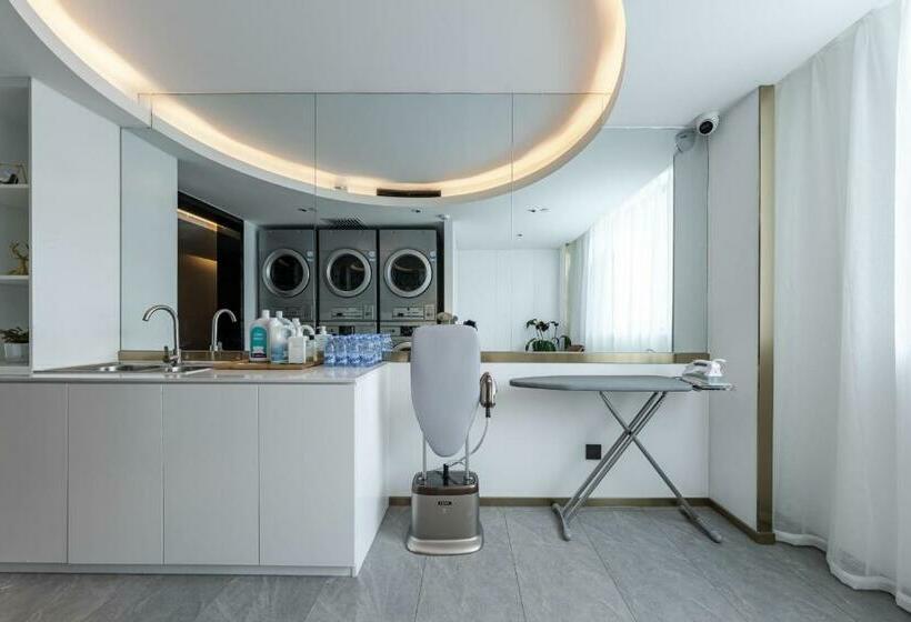 Atour Light Hotel Lanzhou Yantan Rt Mart