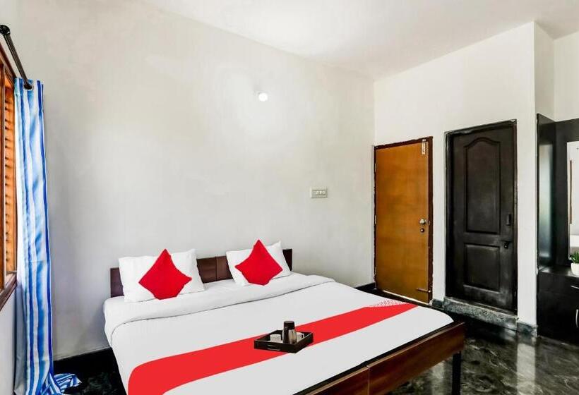 Отель Oyo Pool Villa Premium Home Stay Mysore