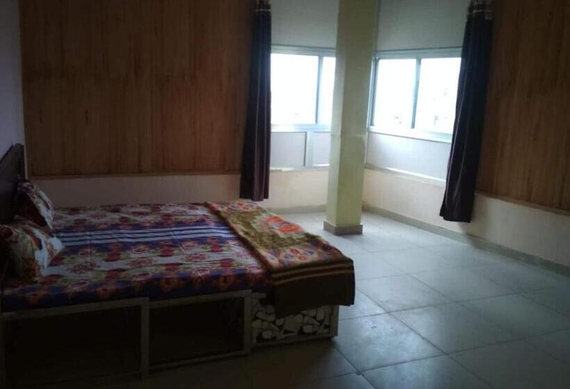 Hotel Spot On Stacy Guest House