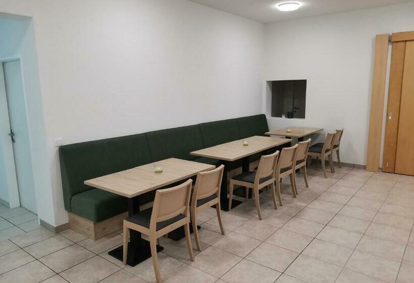 ペンション Gästehaus Hebalm, Family & Friends Auf 900 M2 Wohnfläche Erleben, Alleinnutzung Möglich