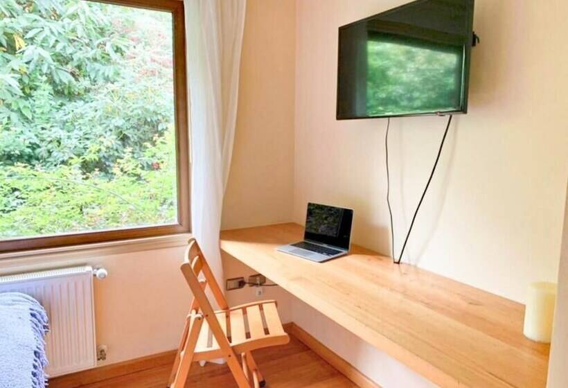 ベッドアンドブレックファースト Amadeus Hotel Boutique