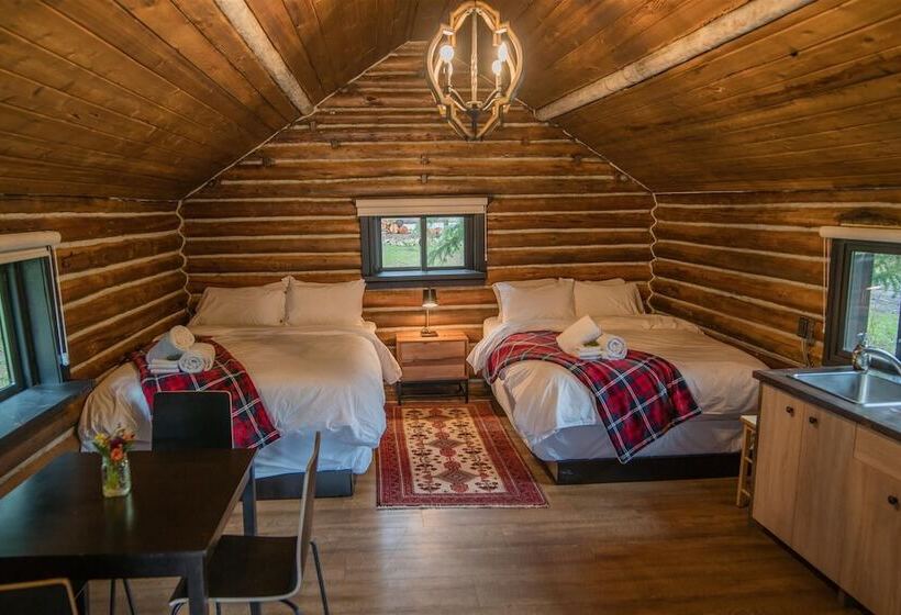 渡假胜地  Chute Lake Lodge