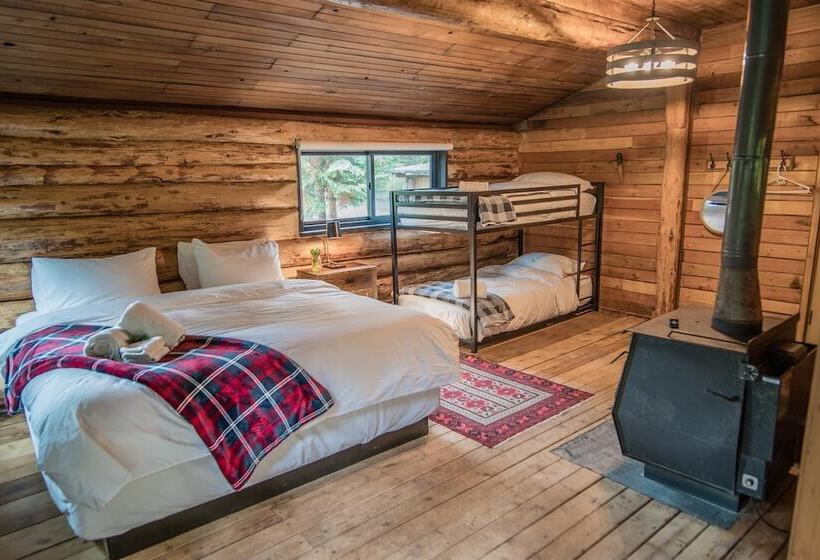 渡假胜地  Chute Lake Lodge