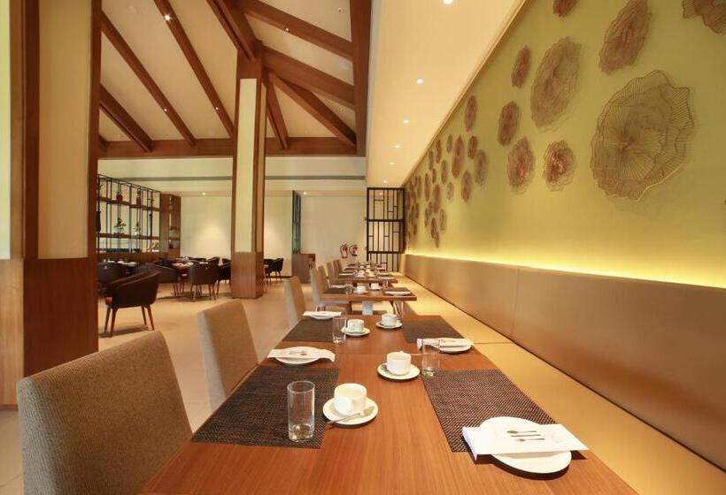 منتجع Club Mahindra Assonora