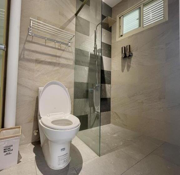 تختخواب و صبحانه Travel Life 源旅生活民宿