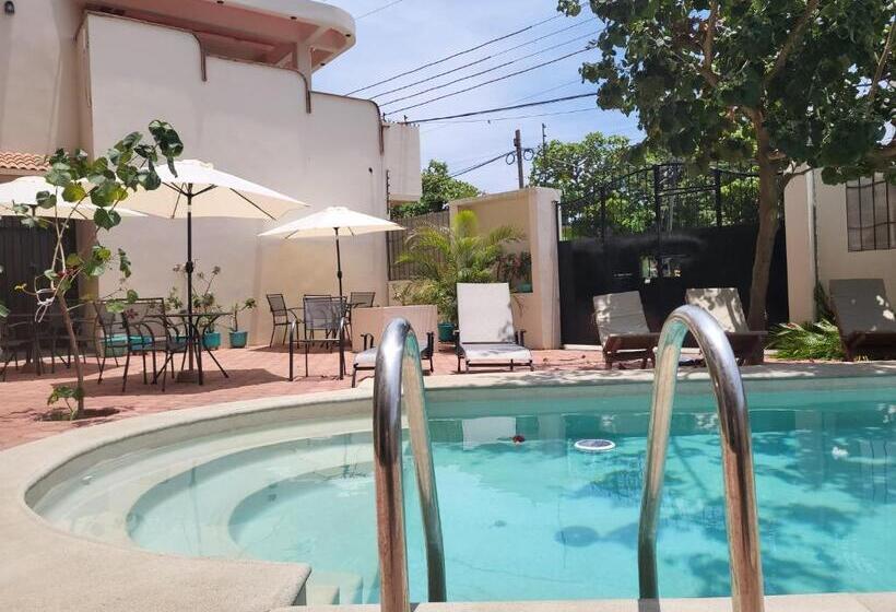 בית מלון כפרי Casa Puerto Bonito & Private Coworking