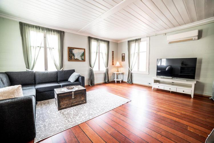 בית מלון כפרי Lærdalsøren Motor Guesthouse