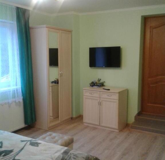 ユースホステル усадьба  у артура