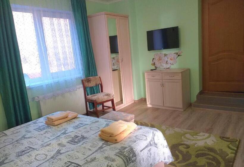 ユースホステル усадьба  у артура