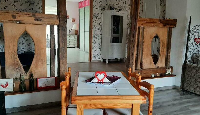 住宿加早餐  Au Cœur De Mauchat, Pour Une Escapade Romantique