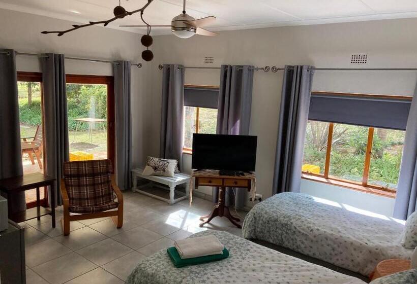 ベッドアンドブレックファースト Merwenstein   Guest House, Cottages, Studio Units