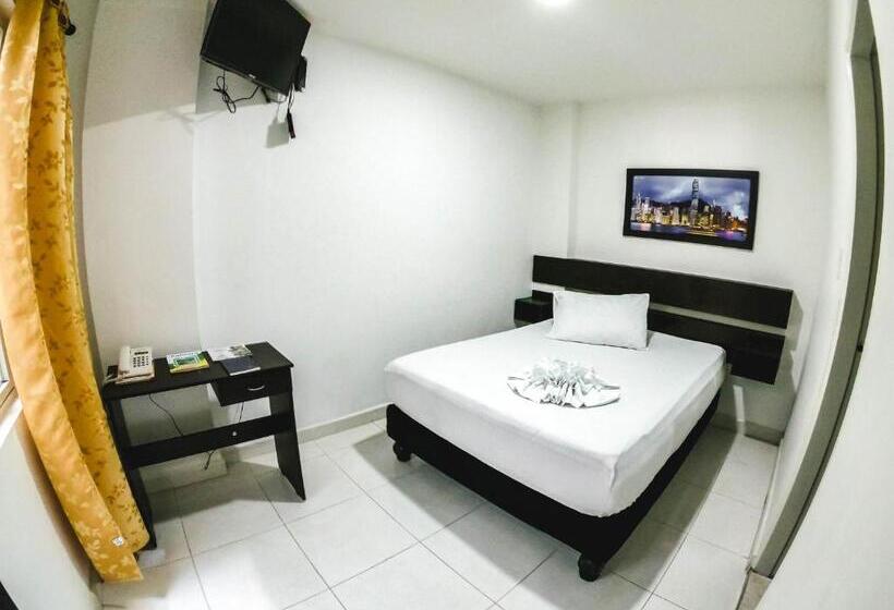 هتل Palms Central