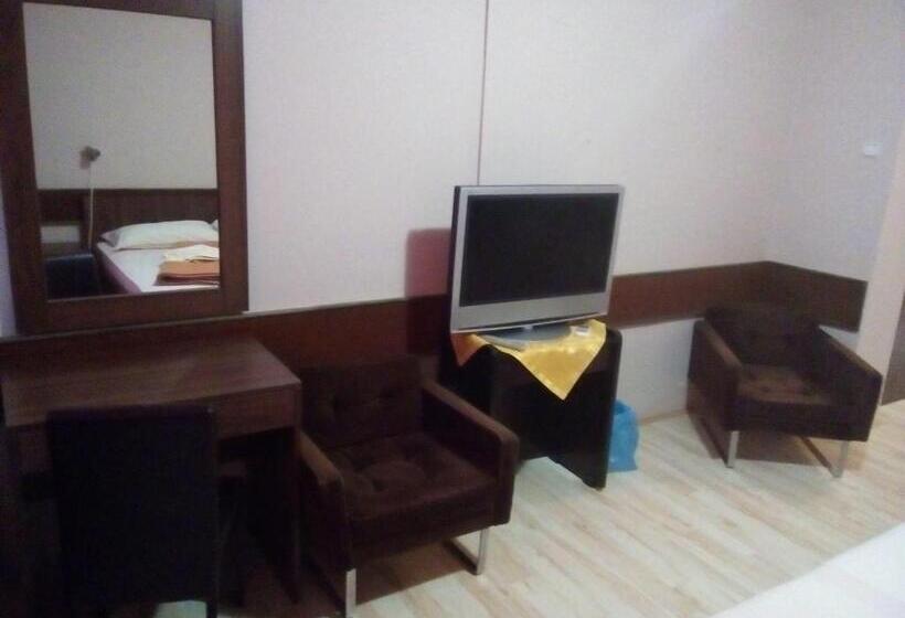 پانسیون Restoran Sa Prenoćištem žitište