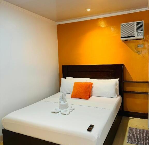 بنسيون Vicente Aguirre Rooms