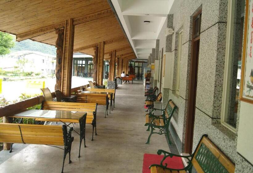 هاستل Dainty Spa