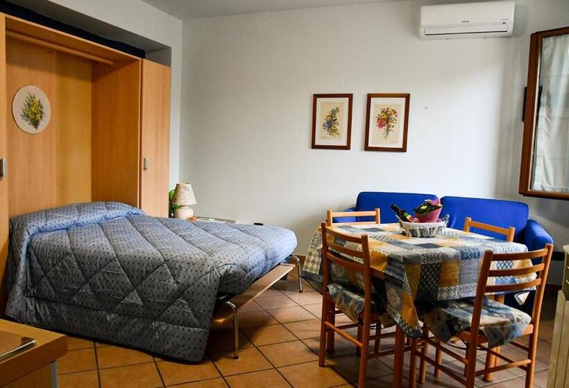 فندق Gli Angeli Agriturismo
