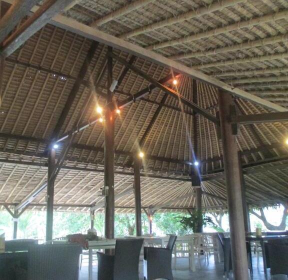 פנסיון Selong Belanak Bungalows