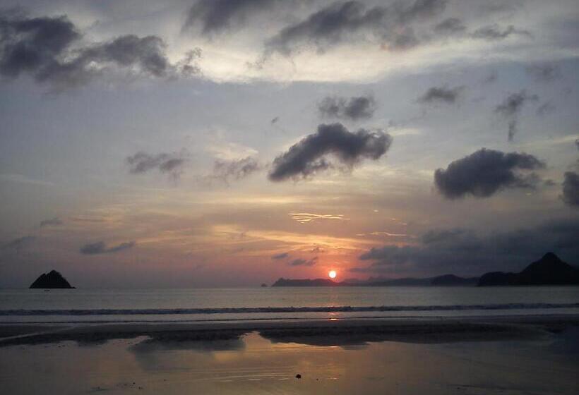 פנסיון Selong Belanak Bungalows